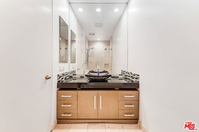 Bathroom #2