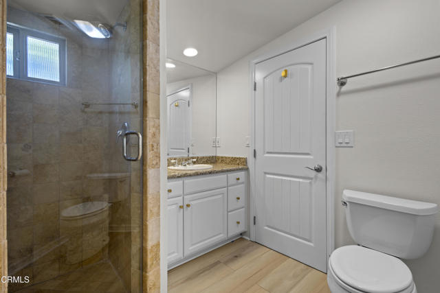 590 Alosta Drive, Camarillo CA: https://media.crmls.org/mediaz/57719631-c683-46a0-861e-d683452cbdba.jpg