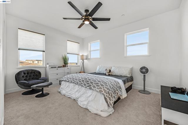 Image 20 of 60 For 259 Eagle Nest Dr