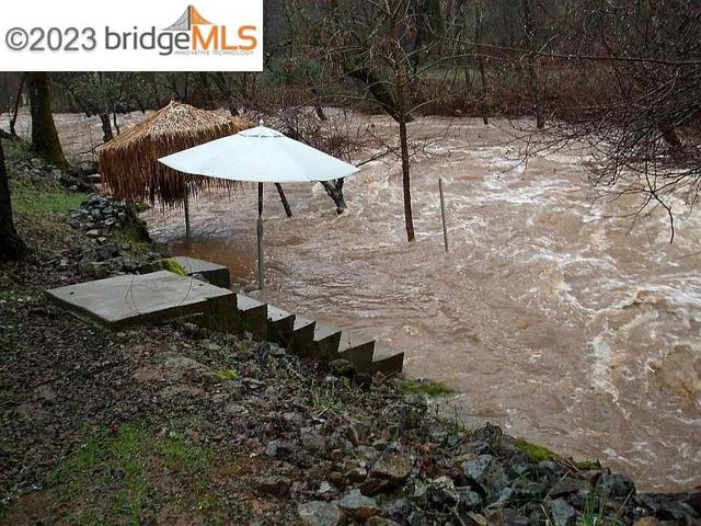 Image 27 of 60 For 10944 Shady Brook Dr