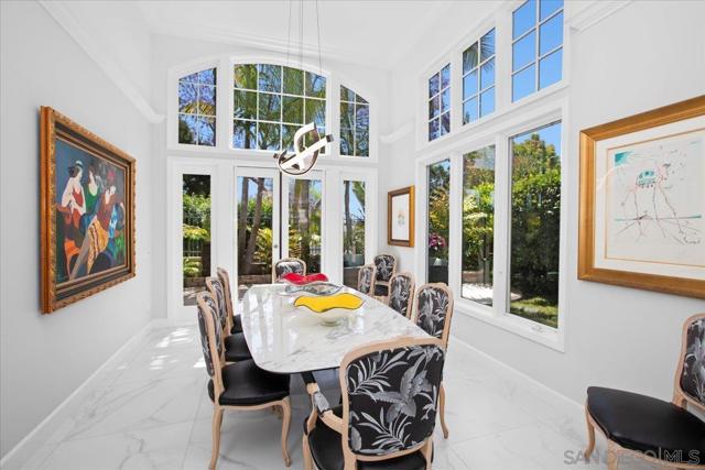 7166 Tern Place, Carlsbad CA: https://media.crmls.org/mediaz/57729f37-2bbf-4c81-be14-cb87174c232b.jpg