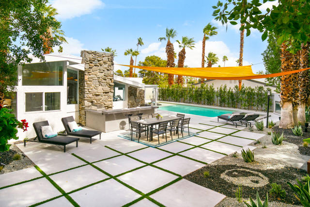 73265 Tamarisk Street, Palm Desert CA: https://media.crmls.org/mediaz/5772a855-121b-4cfa-af86-44a64288c636.jpg