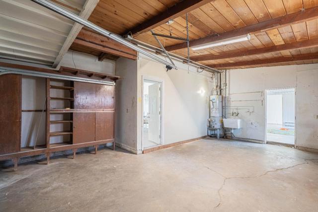 96 Shasta Way, Salinas CA: https://media.crmls.org/mediaz/57736bd6-e322-43fa-a975-954fed42523b.jpg