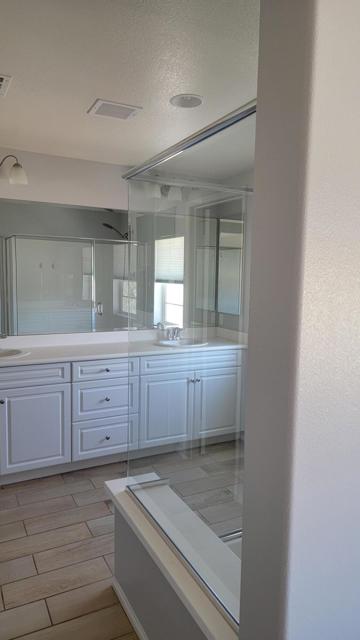 305 Paseo Gusto, Palm Desert CA: https://media.crmls.org/mediaz/5773965f-11c9-430f-9a38-3225a6bb559e.jpg