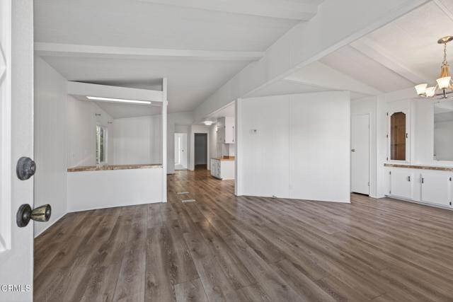 Detail Gallery Image 7 of 44 For 4700 Aurora Dr #108,  Ventura,  CA 93003 - 2 Beds | 2 Baths