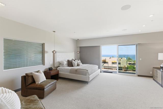 Image 42 of 60 For 2372 Oxford Ave