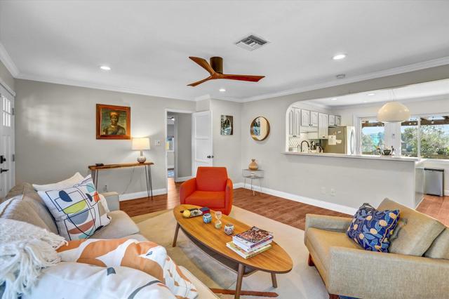 4113 Loma Alta Dr, San Diego CA: https://media.crmls.org/mediaz/57757a94-0191-4c02-b533-6115cf189a65.jpg