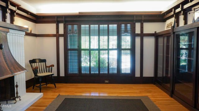 217 Oaklawn Avenue, South Pasadena CA: https://media.crmls.org/mediaz/57757b28-e610-4d48-a172-d157a0098371.jpg
