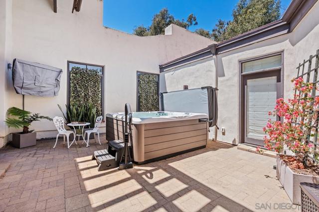 13591 Summit Circle, Poway CA: https://media.crmls.org/mediaz/5775e018-9dfb-44e7-b5f1-1ecbed9ee0e6.jpg