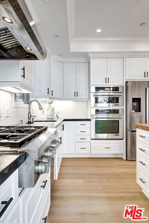 2517 Huntington Lane, Redondo Beach, California 90278, 4 Bedrooms Bedrooms, ,3 BathroomsBathrooms,Residential,For Sale,Huntington,25607911 2517 Huntington Lane, Redondo Beach, California 90278, 4 Bedrooms Bedrooms, ,3 BathroomsBathrooms,Residential,For Sale,Huntington,25607911