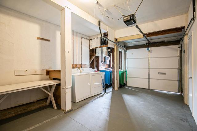 224 Shields Street, San Francisco CA: https://media.crmls.org/mediaz/57771721-c154-4c43-a7e1-49142b8f66d4.jpg