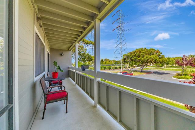1111 Compass Lane, Foster City CA: https://media.crmls.org/mediaz/57773aad-d91e-40ee-b760-a7a98f933679.jpg