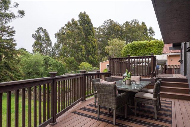733 Arroyo Leon Drive, Half Moon Bay CA: https://media.crmls.org/mediaz/577754ff-22ef-40f2-b6fb-e55062f9275d.jpg