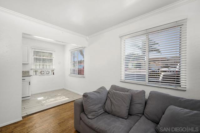 849 851 Missouri St, San Diego CA: https://media.crmls.org/mediaz/57779acd-a94f-482d-8c84-104f7f0cf674.jpg