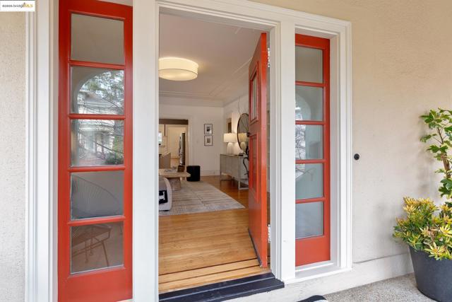 479 41st St, Oakland CA: https://media.crmls.org/mediaz/57790b22-d298-4b42-9755-0f602932aaaa.jpg