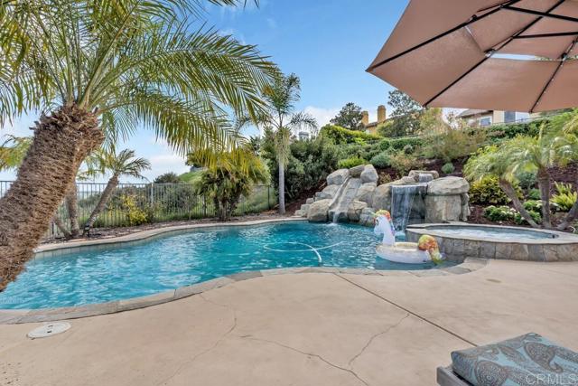 10495 Abalone Landing, San Diego CA: https://media.crmls.org/mediaz/57790c55-0910-4324-a05c-edcb688a53f5.jpg