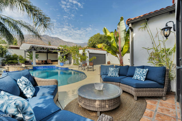 1807 Vistillas Road, Altadena CA: https://media.crmls.org/mediaz/577a0c49-f983-4756-852e-824ee89087ba.jpg