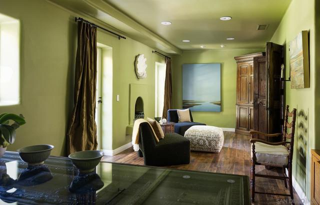 6977 Las Colinas, Rancho Santa Fe CA: https://media.crmls.org/mediaz/577abd2b-db8e-40c3-a886-9d0bbd9d168e.jpg