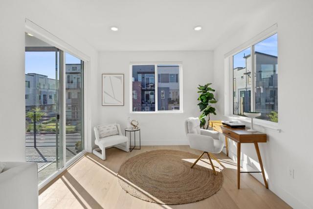 2815 Crusader, Alameda CA: https://media.crmls.org/mediaz/577b4876-b117-4475-995a-8b89a225b14e.jpg
