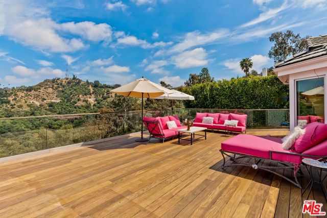 12024 Summit Circle, Beverly Hills, California 90210, 4 Bedrooms Bedrooms, ,4 BathroomsBathrooms,Single Family Residence,For Sale,Summit,24407211