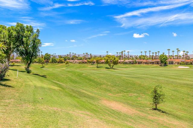 280 Tomahawk Drive, Palm Desert, CA 92211