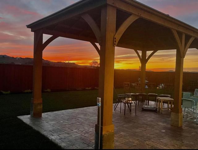 688 Sacramento Way, Hollister CA: https://media.crmls.org/mediaz/577daedf-b442-4879-bc4a-5c03e238a6a0.jpg