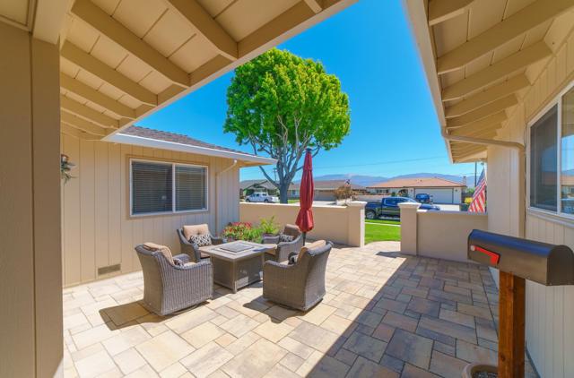 731 La Mesa Drive, Salinas CA: https://media.crmls.org/mediaz/577e1985-a4f8-4d01-b036-2c31ab648470.jpg