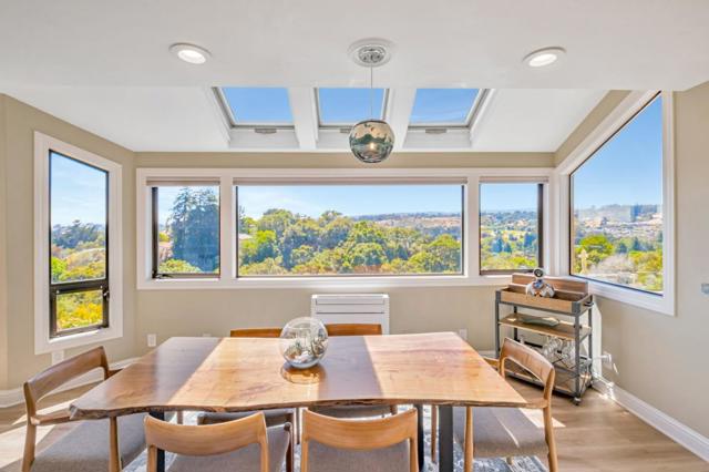 3300 Crystal Heights Drive, Soquel CA: https://media.crmls.org/mediaz/577fa7b1-0881-4874-9dd4-d440a82b3757.jpg