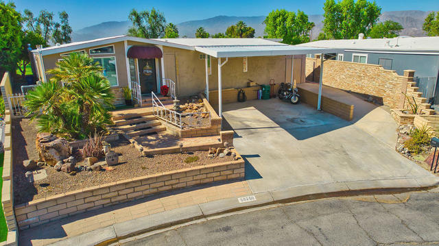 38250 Azalea Drive, Palm Desert CA: https://media.crmls.org/mediaz/577fda6c-d729-4fb2-a1ea-3760a1a2b284.jpg