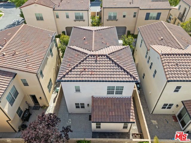 21749 Bene Drive, Santa Clarita CA: https://media.crmls.org/mediaz/5780b155-afd4-4bce-a1ac-6fcfb4f773ee.jpg