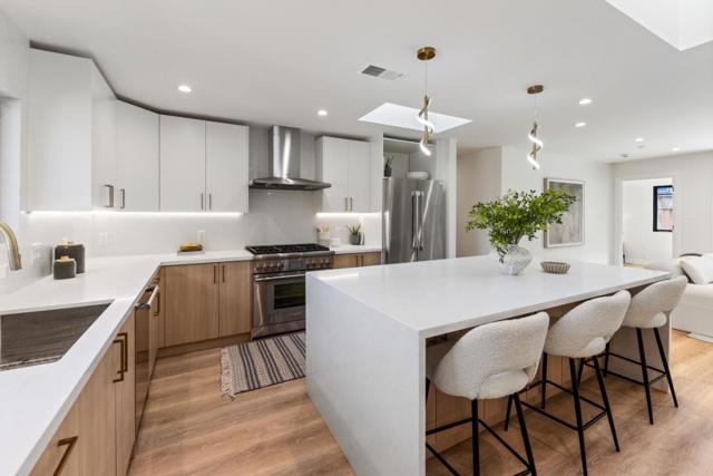 3845 East Lake Way, Redwood City CA: https://media.crmls.org/mediaz/57816e33-16aa-46e6-a498-a26150f251b3.jpg