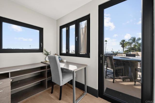 Detail Gallery Image 15 of 43 For 907 S Tremont St, Oceanside,  CA 92054 - 3 Beds | 3/1 Baths