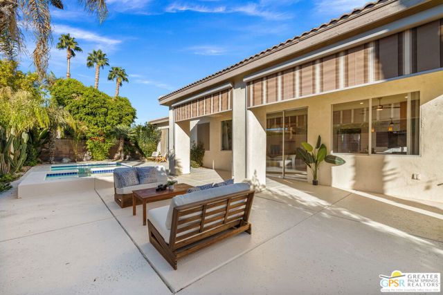 35871 Calle Raphael, Cathedral City CA: https://media.crmls.org/mediaz/5782bbe0-7963-4b26-9846-f436821289c3.jpg