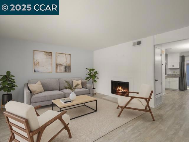 2830 Royal Ann Ln, Concord CA: https://media.crmls.org/mediaz/5782d7b3-4a7e-44c7-aafb-acc8d98f1d7f.jpg