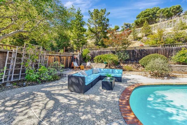 1741 Los Altos Drive, San Mateo CA: https://media.crmls.org/mediaz/57838389-0188-4b1c-9e15-6378213ebe06.jpg