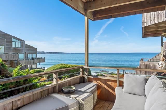 1 Surf Way, Monterey CA: https://media.crmls.org/mediaz/578387ea-be9f-4631-8498-c12f83fc3007.jpg