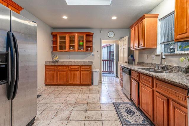 3014 Coolidge Avenue, Oakland CA: https://media.crmls.org/mediaz/57839ace-a608-44bb-936f-e13e2568d461.jpg