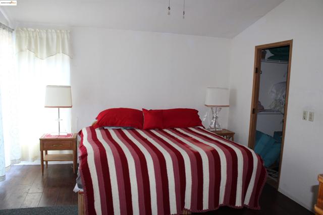 3210 Stone Rd, Bethel Island CA: https://media.crmls.org/mediaz/5785a512-8957-486c-8447-d48e07fd4315.jpg