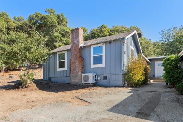 273 W Carmel Valley Road, Carmel Valley CA: https://media.crmls.org/mediaz/5785be1b-1db4-4c2a-af2e-8c07e3b333b2.jpg
