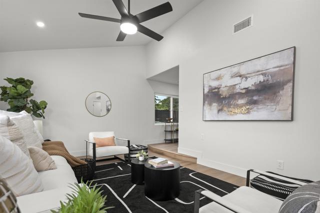 Detail Gallery Image 5 of 47 For 1607 Bubbling Well Dr, San Diego,  CA 92154 - 5 Beds | 3 Baths