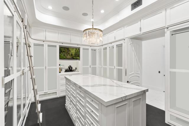 Detail Gallery Image 17 of 40 For 6853 Rancho Valencia Rd., Rancho Santa Fe,  CA 92067 - 9 Beds | 11/2 Baths