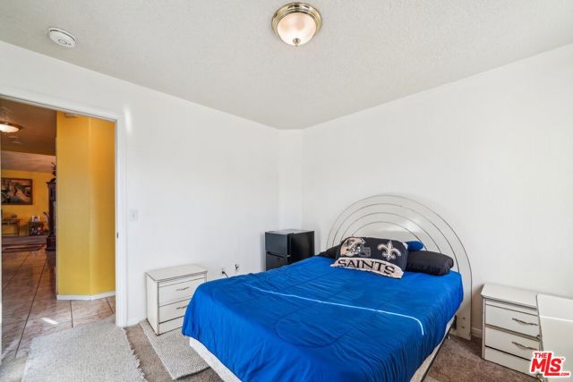 16185 Viho Road, Apple Valley CA: https://media.crmls.org/mediaz/5786cebf-507c-408a-a75a-ff04114beb7e.jpg