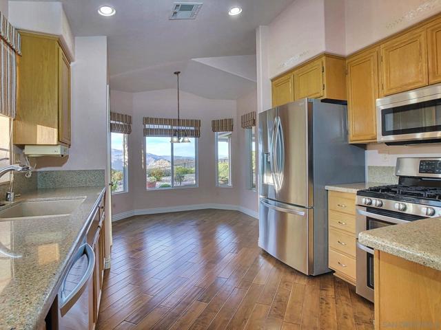 2338 LARKSPUR DR, Alpine CA: https://media.crmls.org/mediaz/5786e54f-d488-4a78-a098-2ab235c688b8.jpg