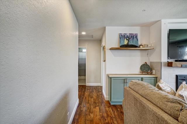 8100 Springdale Court, Gilroy CA: https://media.crmls.org/mediaz/57870a9a-19fc-4f8a-999d-f1c139bfbbc8.jpg
