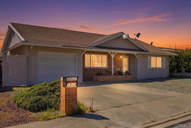 1915 Edith Dr Escondido, CA 92026