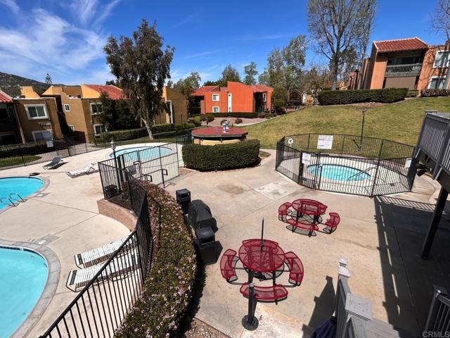 Detail Gallery Image 43 of 46 For 17159 W Bernardo Dr #103,  San Diego,  CA 92127 - 2 Beds | 2 Baths