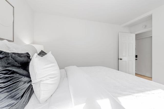714 Tilton Avenue, San Mateo CA: https://media.crmls.org/mediaz/57891825-5fbb-4626-bda7-11e79cb1d53a.jpg