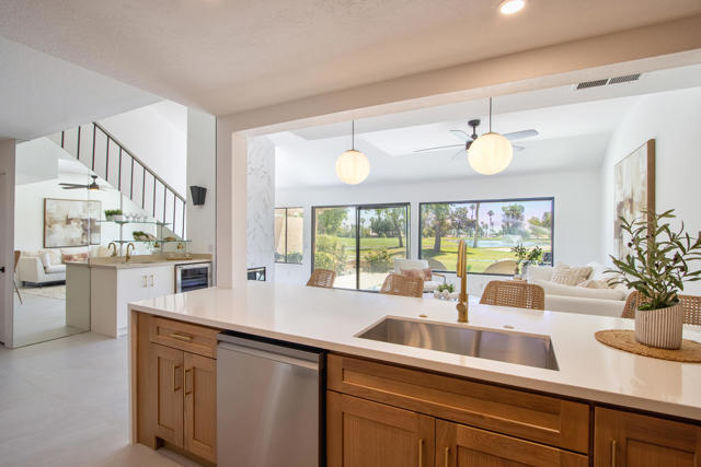 Image 11 of 53 For 41690 Woodhaven Drive