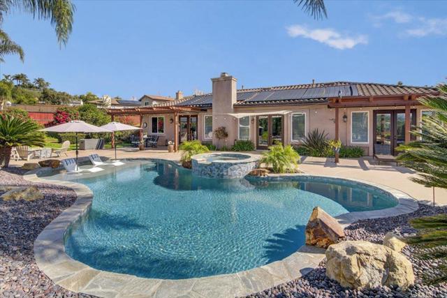 Detail Gallery Image 43 of 74 For 877 Hidden View Ln, Escondido,  CA 92027 - 4 Beds | 2/1 Baths