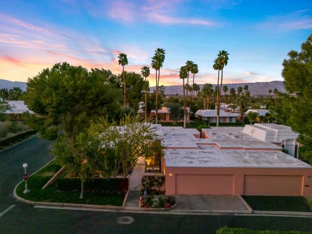 47360 Jadida Avenue, Palm Desert CA: https://media.crmls.org/mediaz/578b4fb3-0d22-4a29-a6ce-897d3259d6d0.jpg